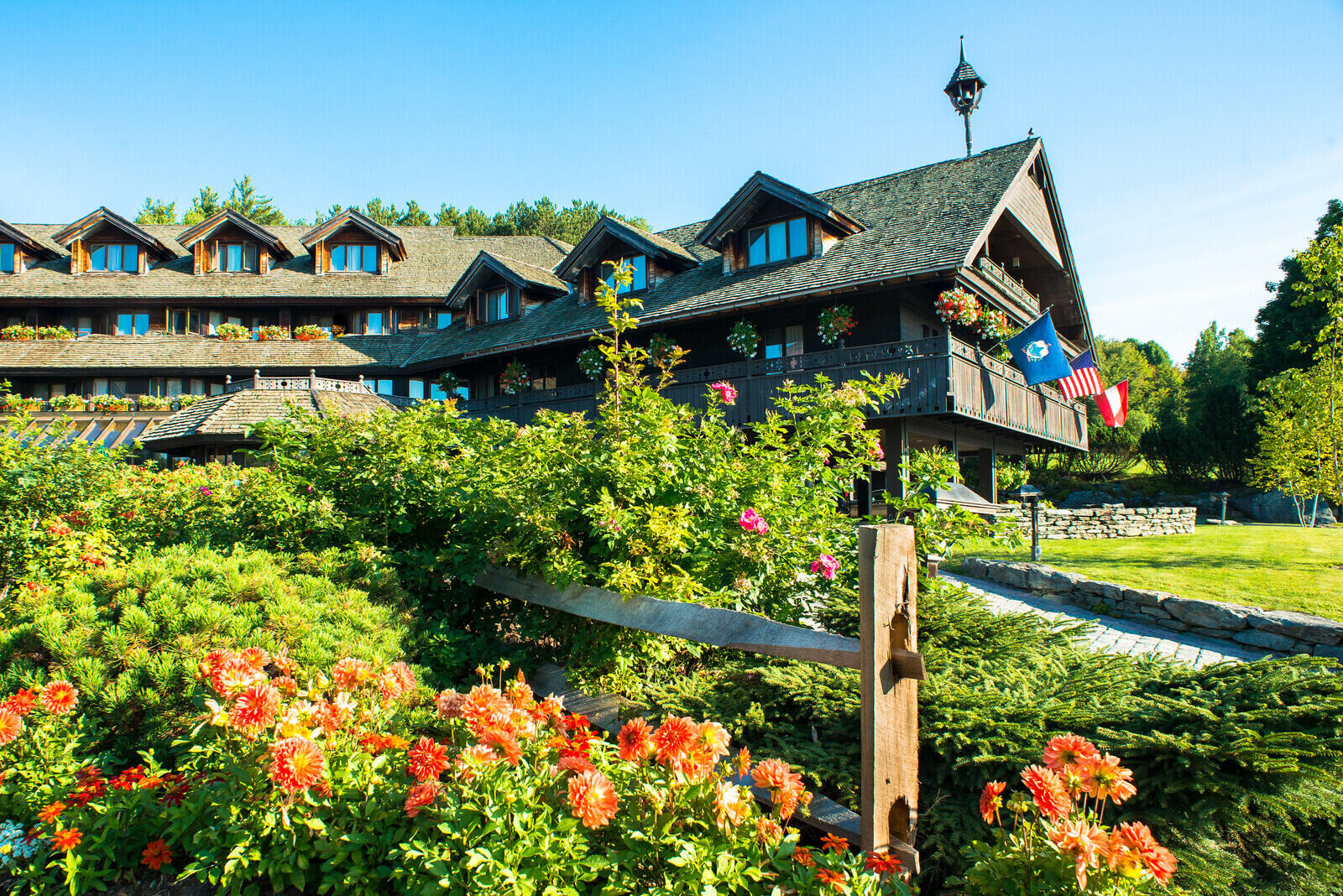 Trapp lodge over the flowers